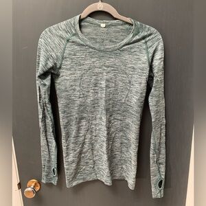 Women's Lululemon Swiftly Long Sleeve Tee Size 6